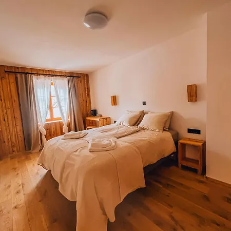 Maison Lenka Pensión